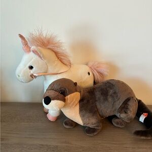 Plush Unicorn and Otter Toy Set 🧸